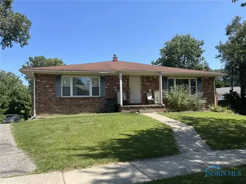 6032 Morningside Dr, Toledo, OH 43612