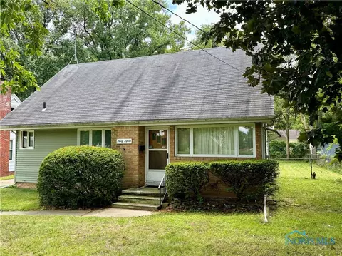 3015 Medford Dr, Toledo, OH 43614