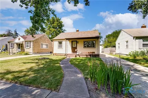 252 Waggoner Blvd, Toledo, OH 43612
