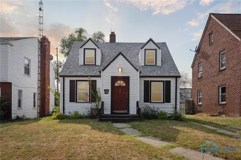 3105 Algonquin Pkwy, Toledo, OH 43606