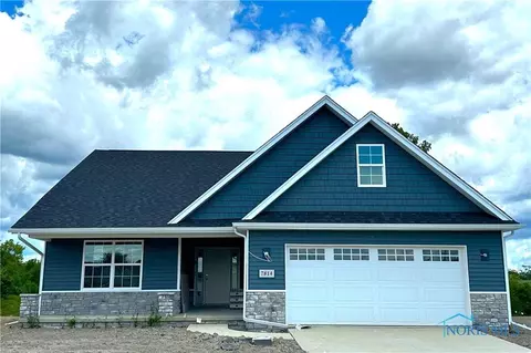 7814 Silverado Dr, Monclova, OH 43542