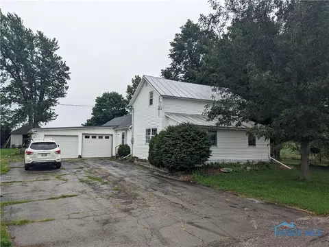 1061 State Route 12, Pandora, OH 45877