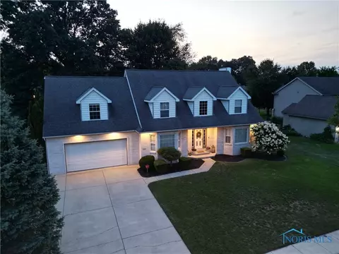 138 Manakiki Dr, Holland, OH 43528