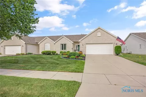 26317 W Wexford Dr, Perrysburg, OH 43551