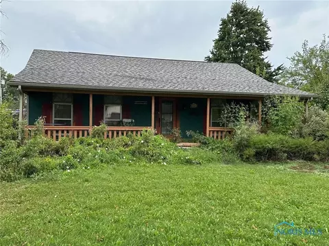 318 Southcrest Dr, Mccomb, OH 45858