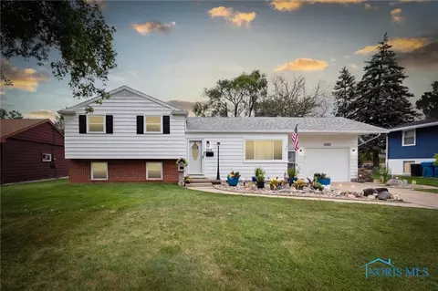 303 Breckman St, Walbridge, OH 43465