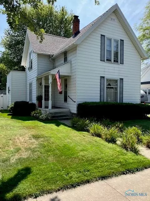 613 W North St, Fostoria, OH 44830
