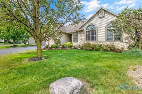 14614 Dexter Falls Rd, Perrysburg, OH 43551