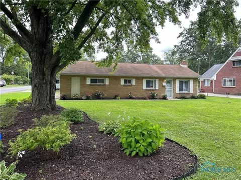 5524 Harschel Dr, Toledo, OH 43623