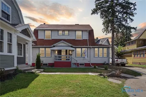 521 Nottingham Ter, Toledo, OH 43610
