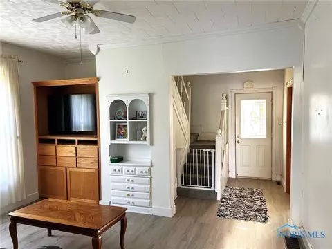 110 N Main St, Edon, OH 43518 photo 9