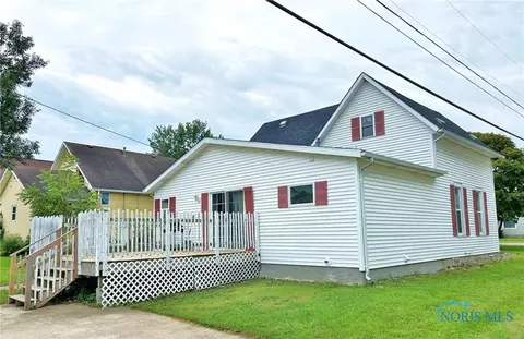 110 N Main St, Edon, OH 43518 photo 3