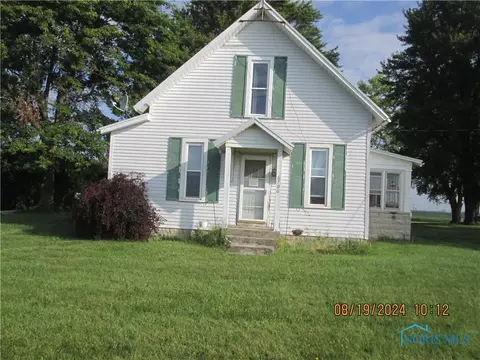6706 County Road 203, Mccomb, OH 45858