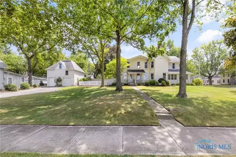 142 N Brunell St, Wauseon, OH 43567