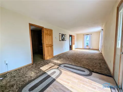 121 W Strong St, Wayne, OH 43466 photo 12