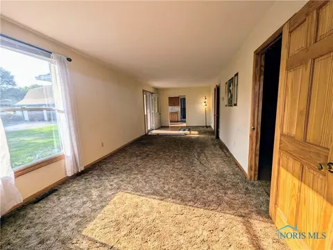 121 W Strong St, Wayne, OH 43466 photo 14