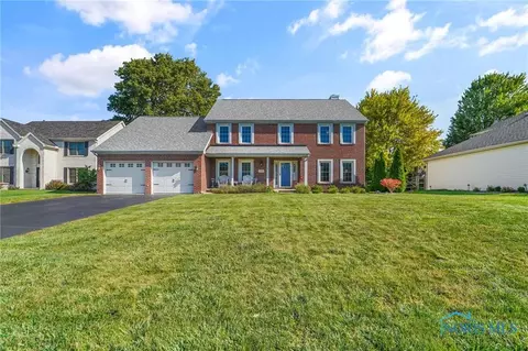 7704 Pilgrims Lndg, Maumee, OH 43537