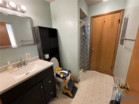 911 E Graceway Dr, Napoleon, OH 43545 photo 19