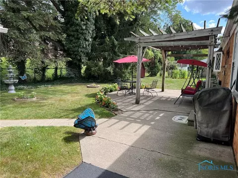 4664 Springbrook Dr, Toledo, OH 43615 photo 5