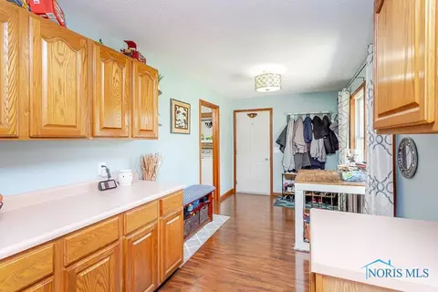 414 E Dixon St, Forest, OH 45843 photo 16