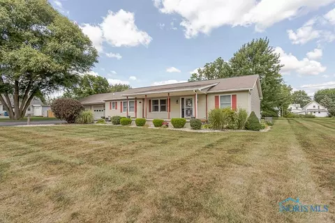 414 E Dixon St, Forest, OH 45843 photo 3