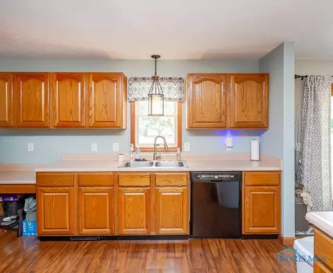 414 E Dixon St, Forest, OH 45843 photo 15