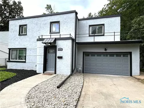 3427 Goddard Rd, Toledo, OH 43606
