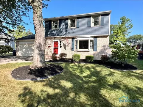 1020 Lober Dr, Perrysburg, OH 43551