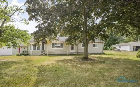 10137 Rupp Rd, Whitehouse, OH 43571
