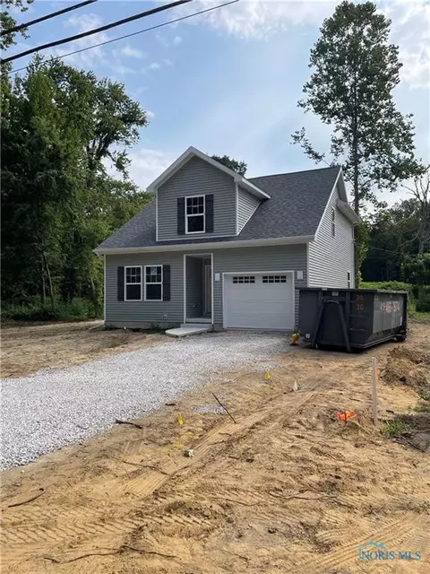 6016 Meade Rd, Sylvania, OH 43560