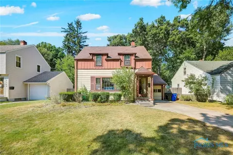 2136 Marlow Rd, Toledo, OH 43613