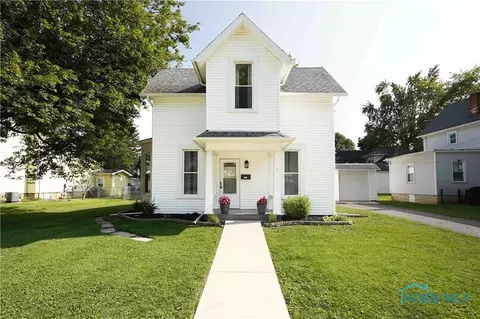 167 Summit St, Fostoria, OH 44830