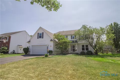 1800 Crossfields Rd, Perrysburg, OH 43551
