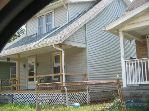 936 E Manhattan Blvd, Toledo, OH 43608
