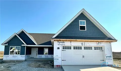 15323 Sugar Maple Dr, Perrysburg, OH 43551