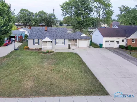 2301 Beecher St, Findlay, OH 45840