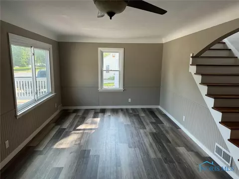 404 E Perry St, Bryan, OH 43506 photo 3