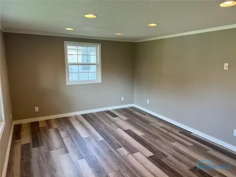 404 E Perry St, Bryan, OH 43506 photo 15