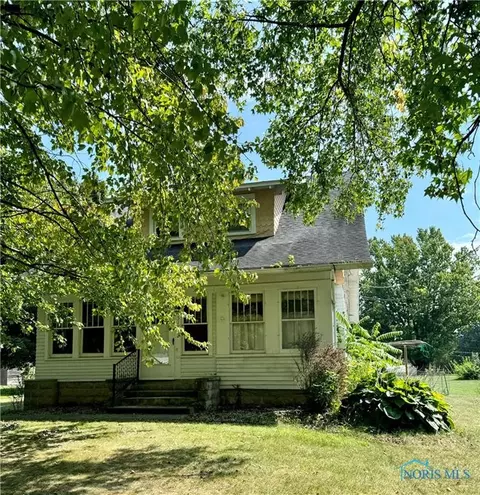 517 S Michigan Ave, Edgerton, OH 43517