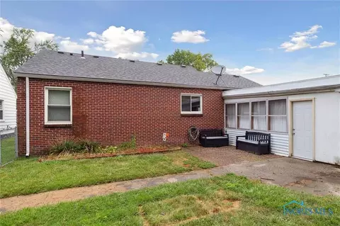 108 Elm St, Walbridge, OH 43465 photo 20