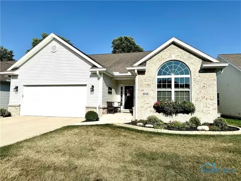 1712 London Ridge Ct, Toledo, OH 43615