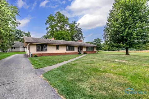 2775 Hemlock Dr, Toledo, OH 43614