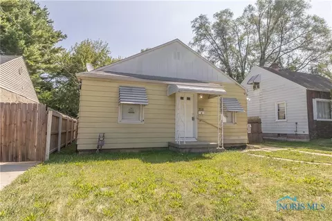 910 Moran Ave, Toledo, OH 43607 photo 2