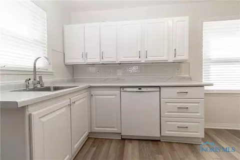 910 Moran Ave, Toledo, OH 43607 photo 14