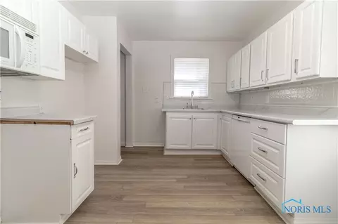 910 Moran Ave, Toledo, OH 43607 photo 11