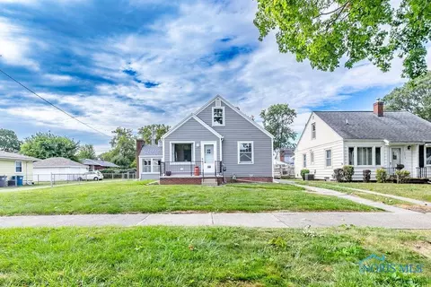 3024 123rd St, Toledo, OH 43611