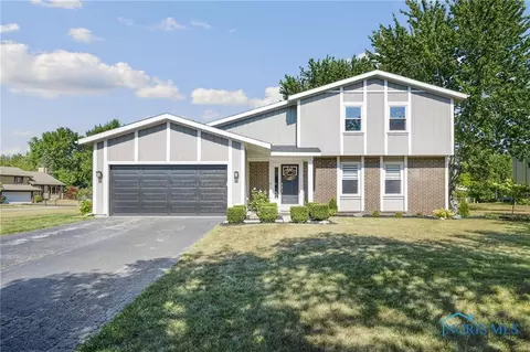 26701 Foxton Ct, Perrysburg, OH 43551