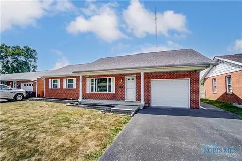 3112 Terrace Ln, Findlay, OH 45840