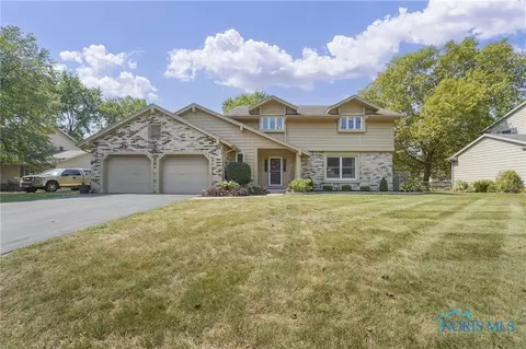 881 Bridgeton Ln, Perrysburg, OH 43551