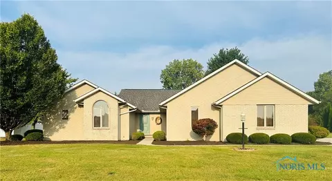 103 Hogan Ln, Bryan, OH 43506